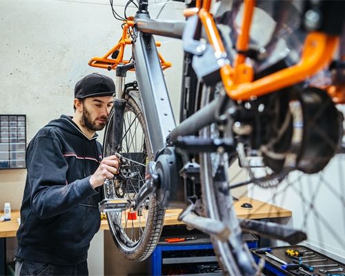 Zweiradmechatroniker Werkstatt